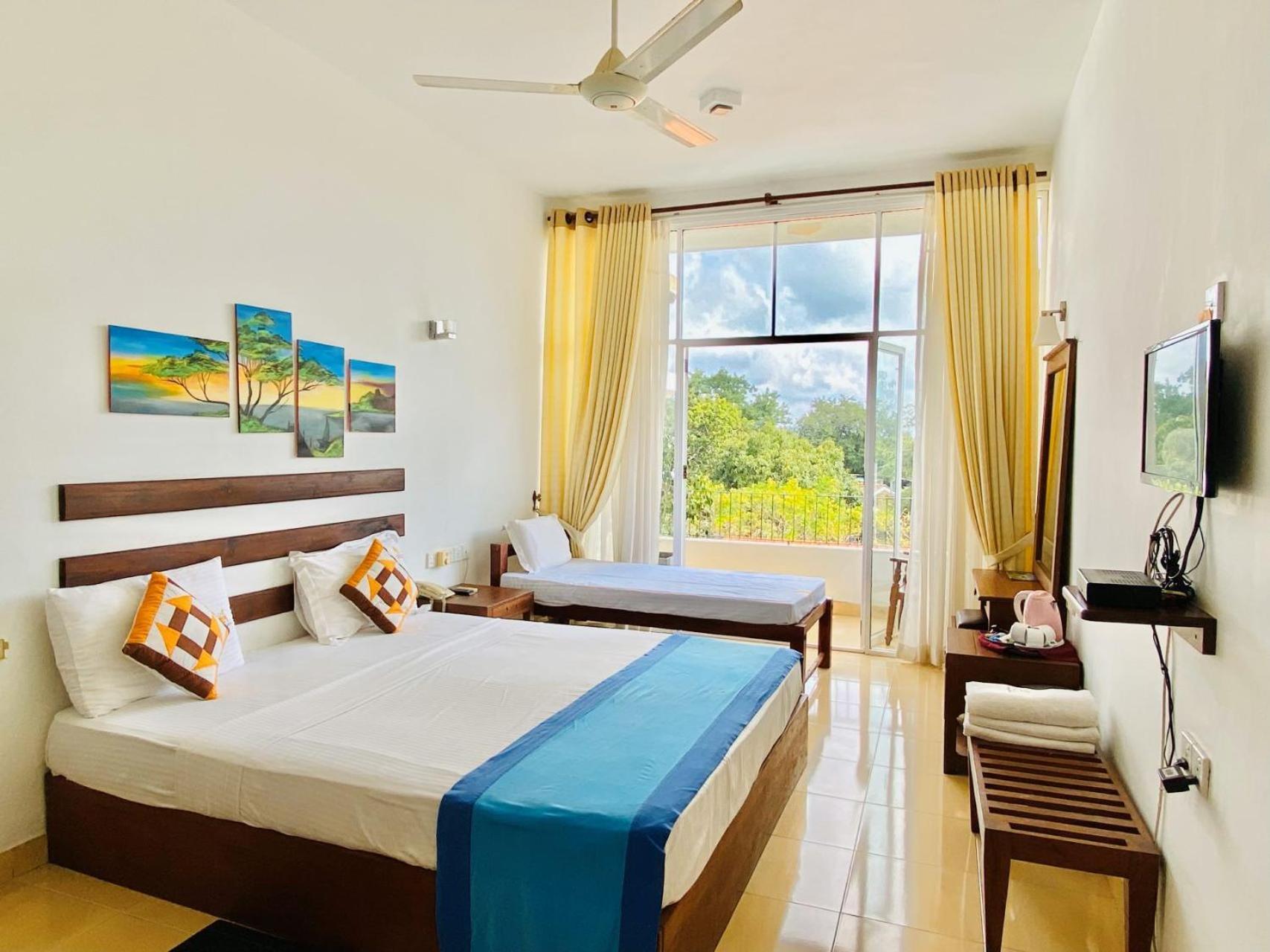 Ceylan Lodge Anuradhapura Eksteriør billede