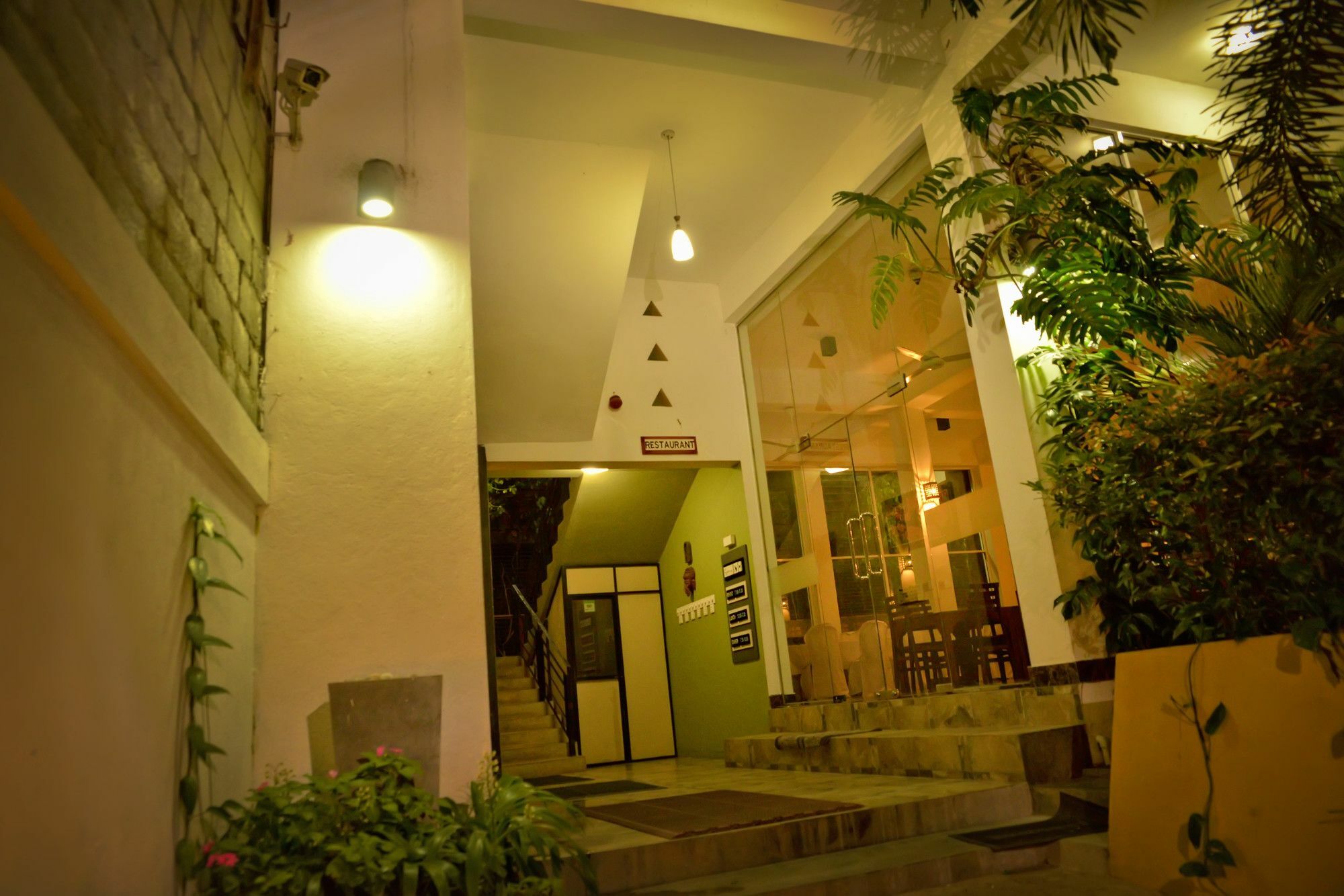 Ceylan Lodge Anuradhapura Eksteriør billede