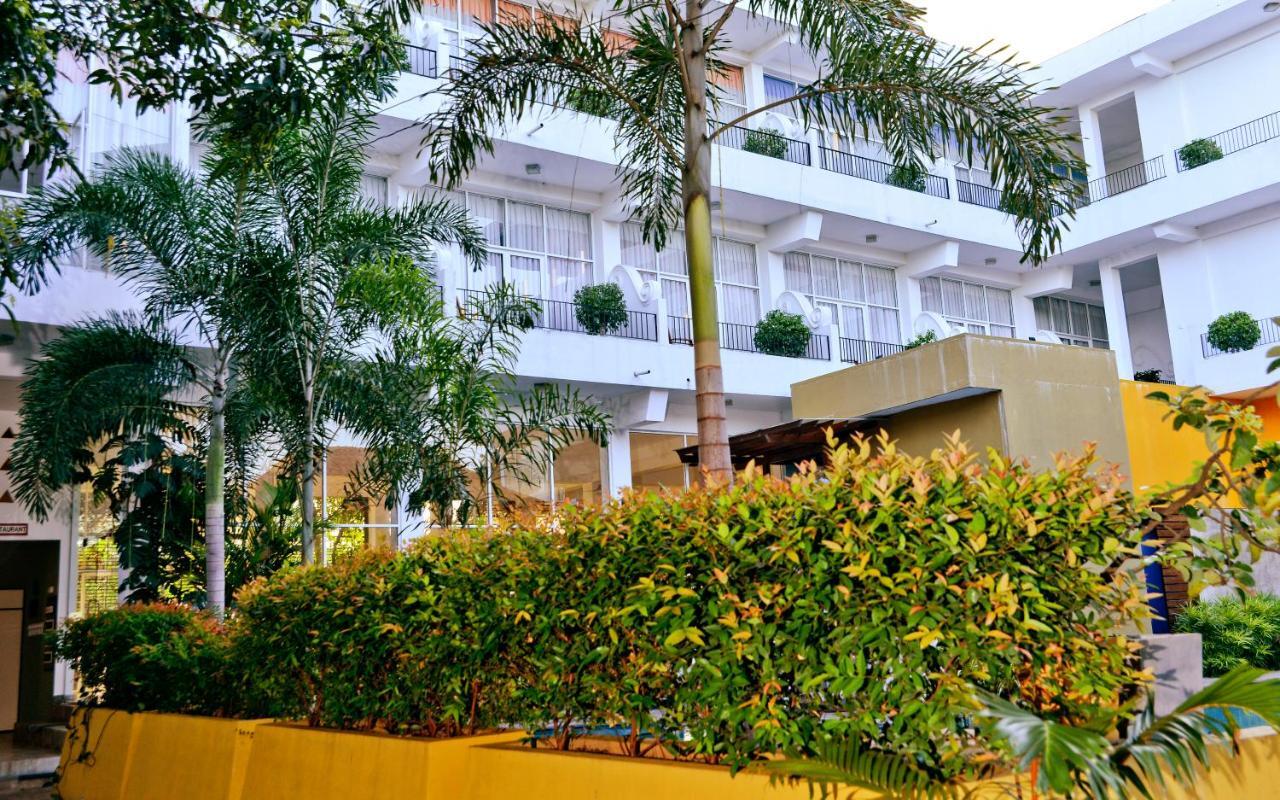 Ceylan Lodge Anuradhapura Eksteriør billede